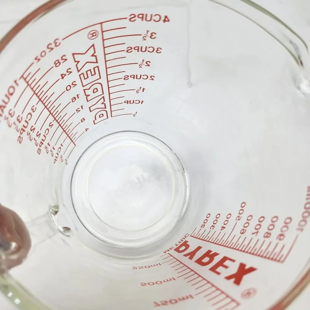 PYREX 4 Cup 1Qt (32oz) Glass Measuring Cup #532 D Handle Red Letter Vintage EUC